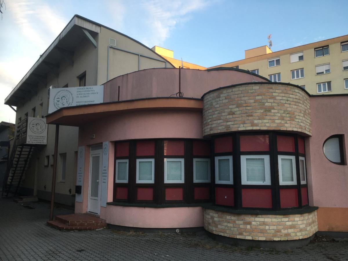 Apartment Korzo Dunajska Streda